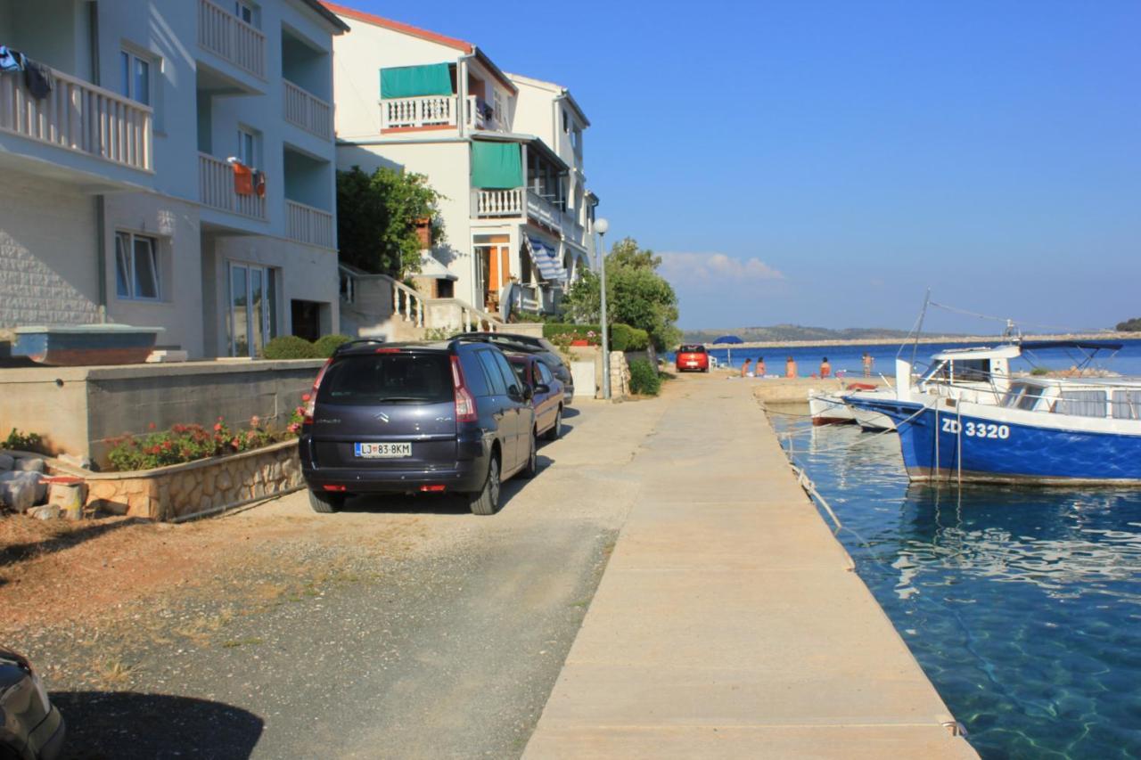 Apartments And Rooms By The Sea Zaglav, Dugi Otok - 8144 ซาลี ภายนอก รูปภาพ