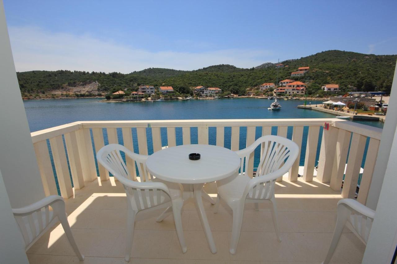 Apartments And Rooms By The Sea Zaglav, Dugi Otok - 8144 ซาลี ภายนอก รูปภาพ