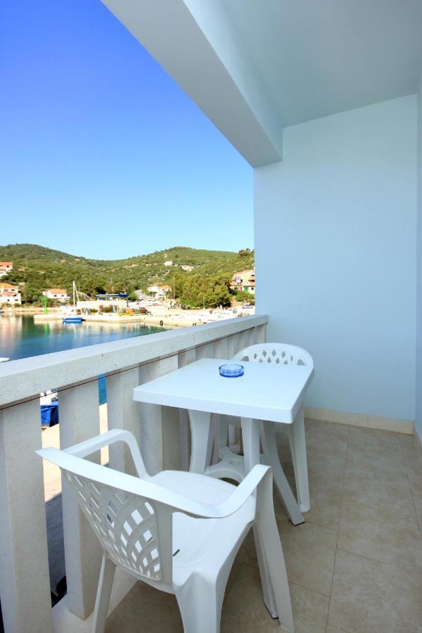 Apartments And Rooms By The Sea Zaglav, Dugi Otok - 8144 ซาลี ภายนอก รูปภาพ