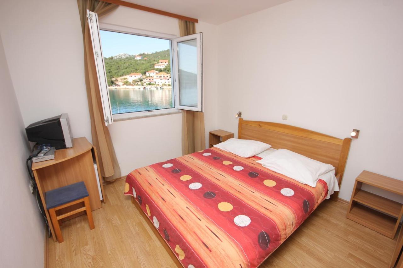Apartments And Rooms By The Sea Zaglav, Dugi Otok - 8144 ซาลี ภายนอก รูปภาพ